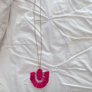 Kendra Scott pendant necklace. Never worn.